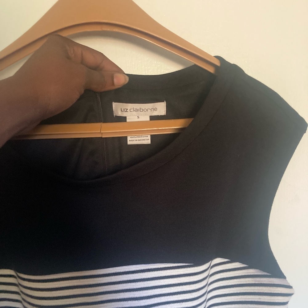 Size S Liz Claibourne Dress
